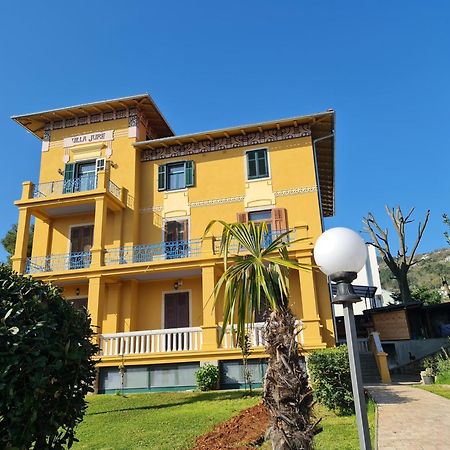 Villa Jure - Apartment Mirjana Lovran Bagian luar foto