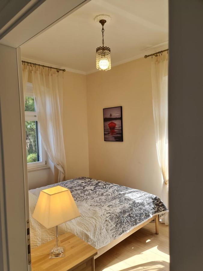 Villa Jure - Apartment Mirjana Lovran Bagian luar foto